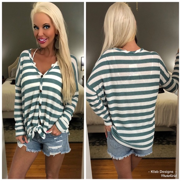 Tops - 🥰LAST 1! Waffle Knit! Gorgeous Button Down Top!